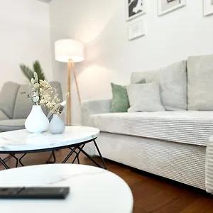 Mystay: Zentral I Design I Prime I Gaeste Wc , Heidelberg Deutschland