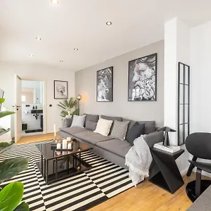 Apartment Big Loft *reeperbahn*harbor*schanze*city